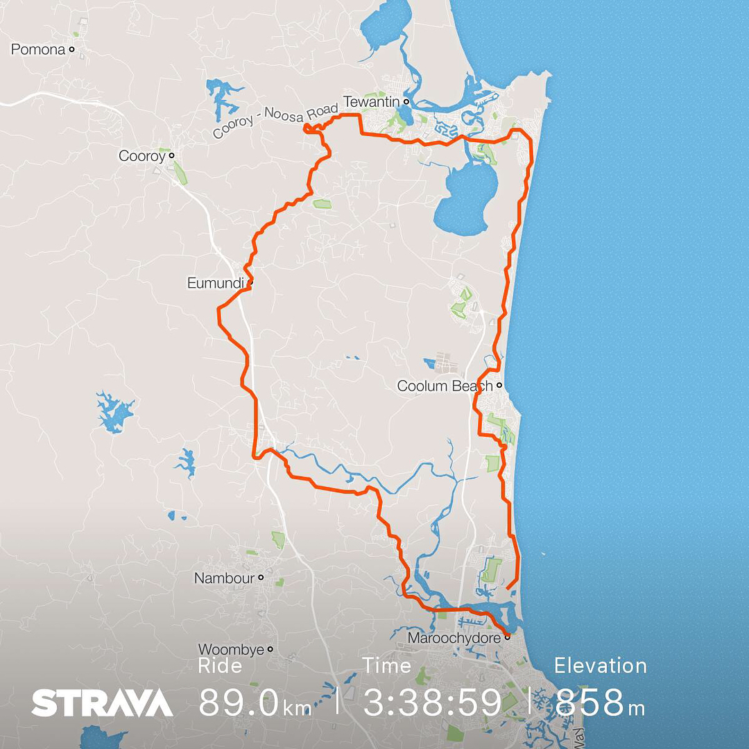 Map showing an 89.0 km Strava ride loop from Maroochydore up the coast to Noosa area and inland via Eumundi, with 858 m elevation.