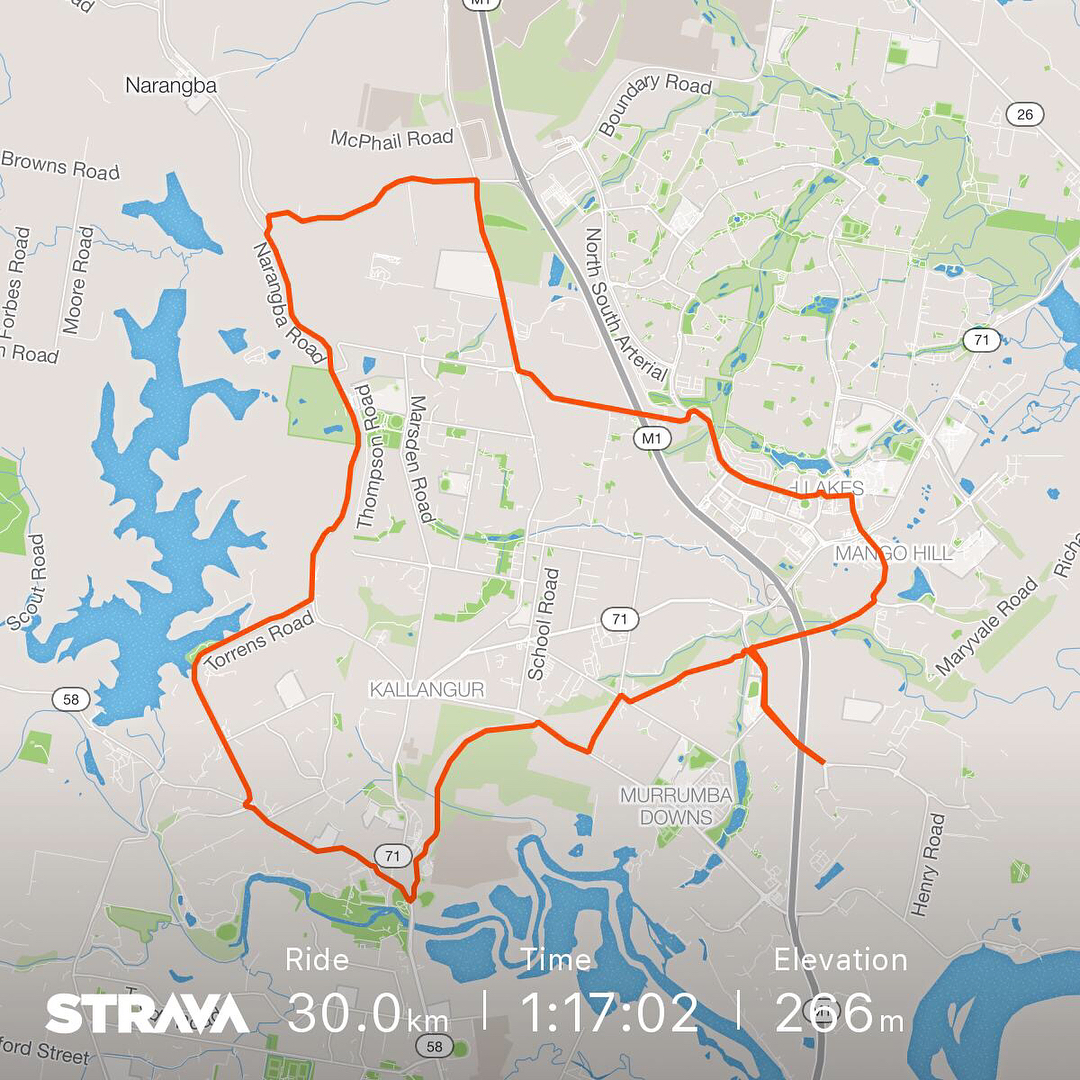 Strava map showing a 30.0 km route loop through Narangba, Kallangur, Mango Hill, and Murrumba Downs with time 1:17:02 and elevation 266 m.